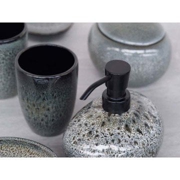 Ugo Diş Fırçalık Siyah Zeytin B_085173