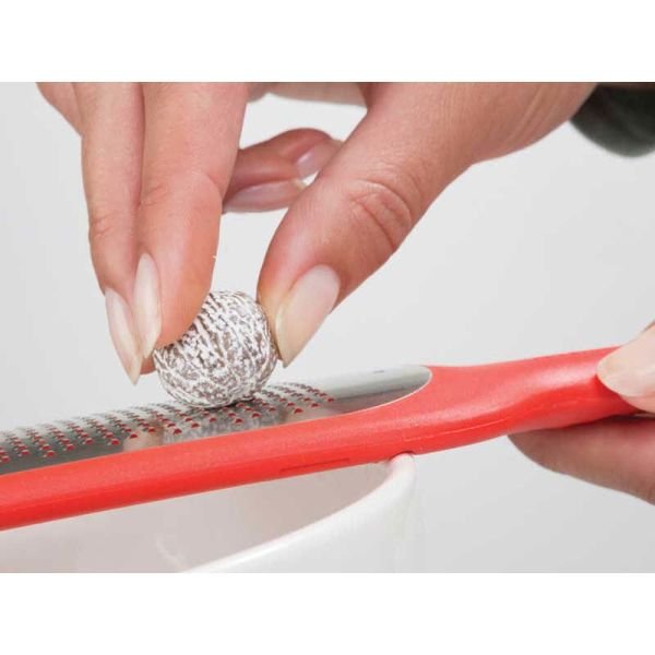 BRA 110108 Tasty Kırmızı El Rendesi