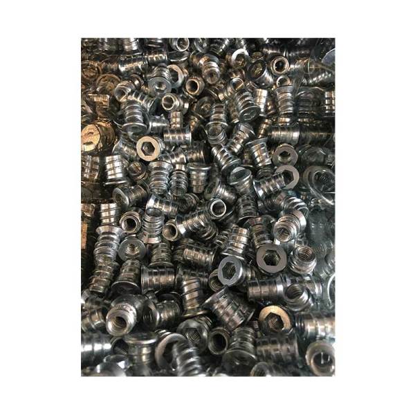 Dübel Çelik Galvaniz Havşa Başlı M6x13mm