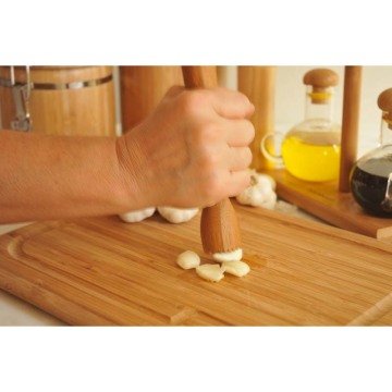 BURE01 Regato Sarımsak Ezici