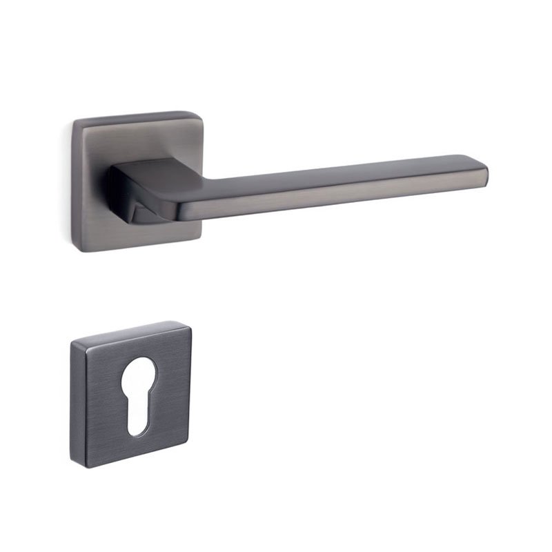 GIADA Füme Saten  Kapı Kolu Yale