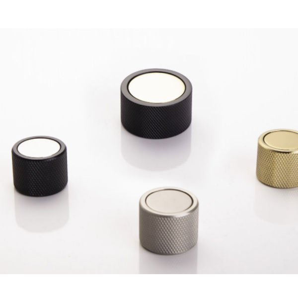 1420 Rose-Mat Siyah Kulp 40 mm